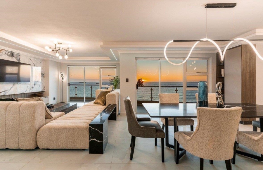 4 Bedroom Property for Sale in Beachfront Western Cape